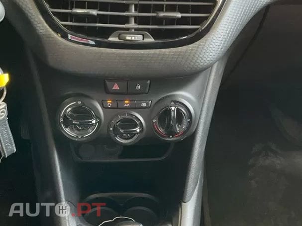 Peugeot 208 1.5 BlueHDi Signature