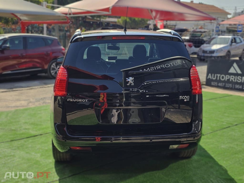 Peugeot 5008 1.6 E-HDi 7L Allure J17 CMP6