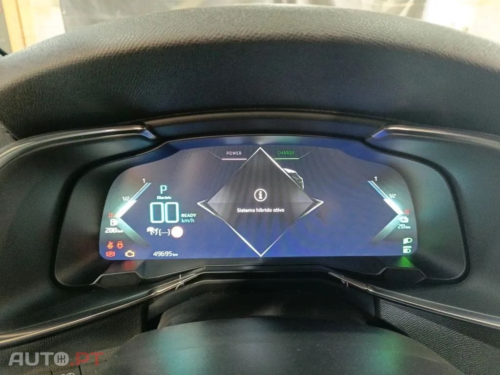 DS DS7 Crossback E-Tense Performance Line EAT8