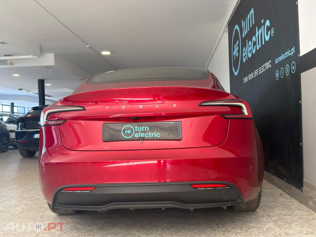 Tesla Model 3 Tração Traseira Premium