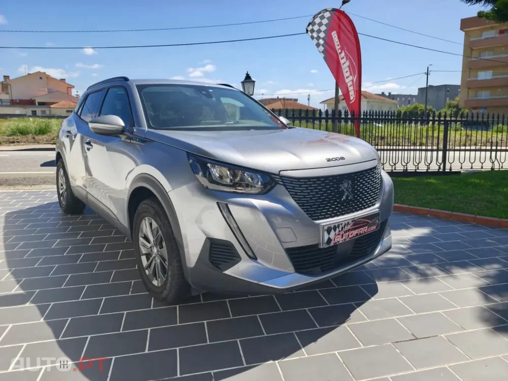 Peugeot E-2008 50 kWh SE Style