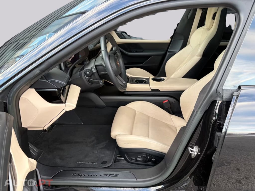 Porsche Taycan GTS 90 % I.V.A DEDUTIVEL 