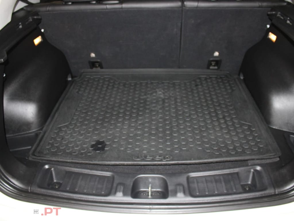 Jeep Compass 1.3 PLUG IN HYBRID 4X4 TRAILHAWK I.V.A DEDUTÍVEL