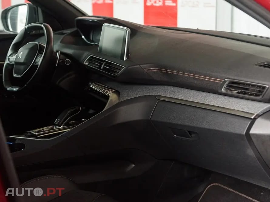 Peugeot 3008 1.5 BlueHDi GT EAT8