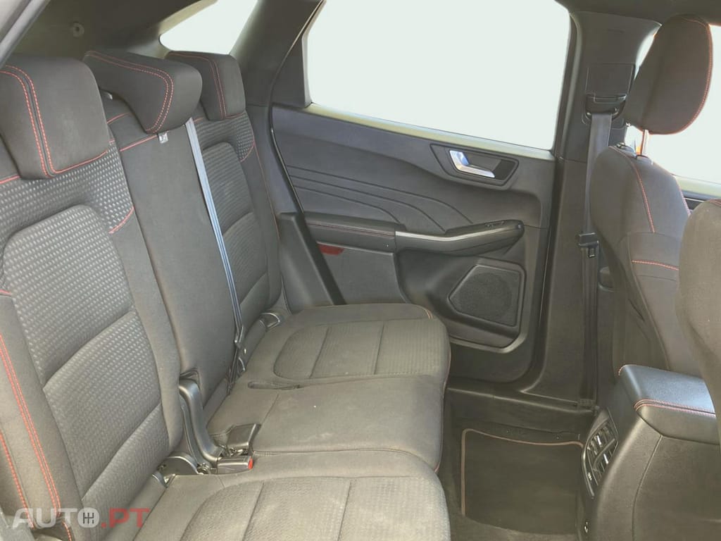 Ford Kuga 1.5 TDCi EcoBlue ST-Line