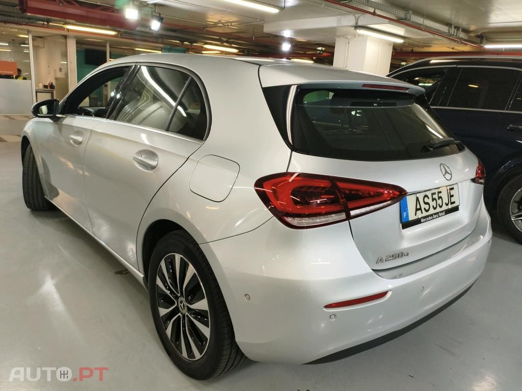 Mercedes-Benz A 250 e Style Plus