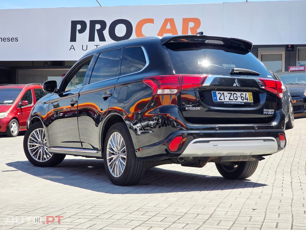 Mitsubishi Outlander 2.4 PHEV Sport Edition
