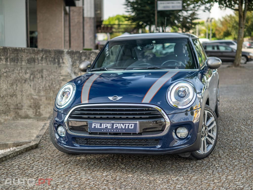 MINI Cooper Cooper D Auto