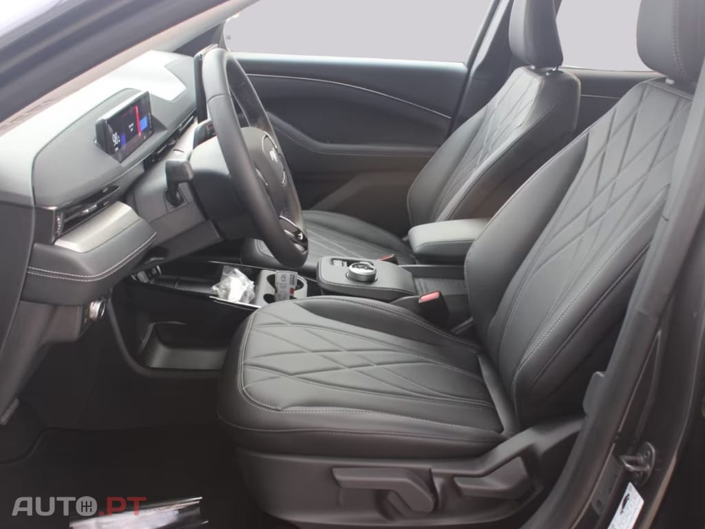 Ford Mustang Mach-E Basis I.V.A DEDUTÍVEL