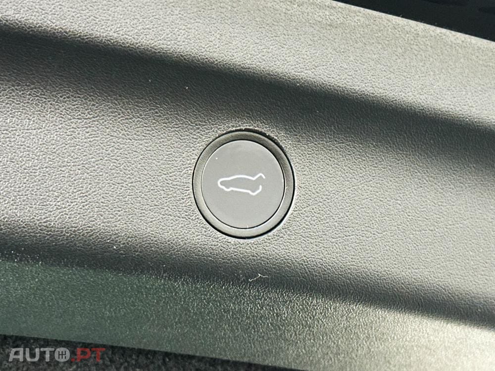 Tesla Model Y Grande Autonomie Dual Motor AWD