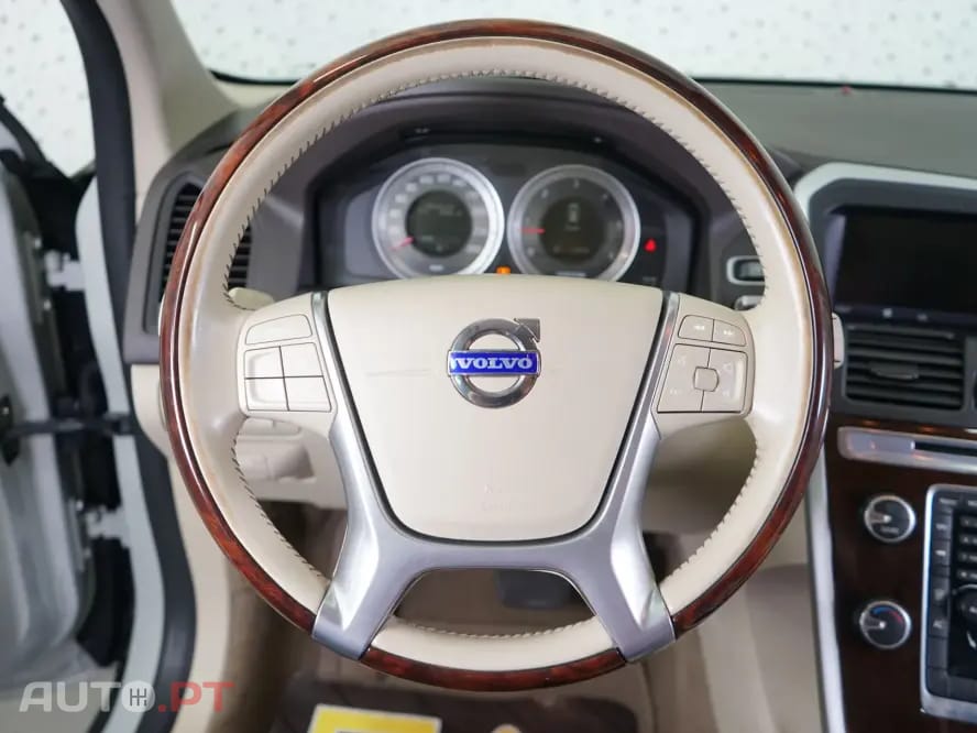 Volvo XC60 2.0 D3 Summum Geartronic