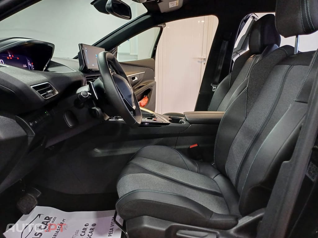 Peugeot 5008 1.5 BlueHDi Allure Pack