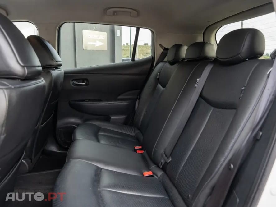 Nissan Leaf Tekna 30 kWh