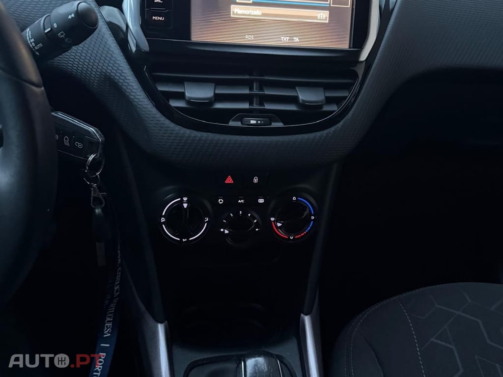 Peugeot 2008 1.2 PureTech Allure