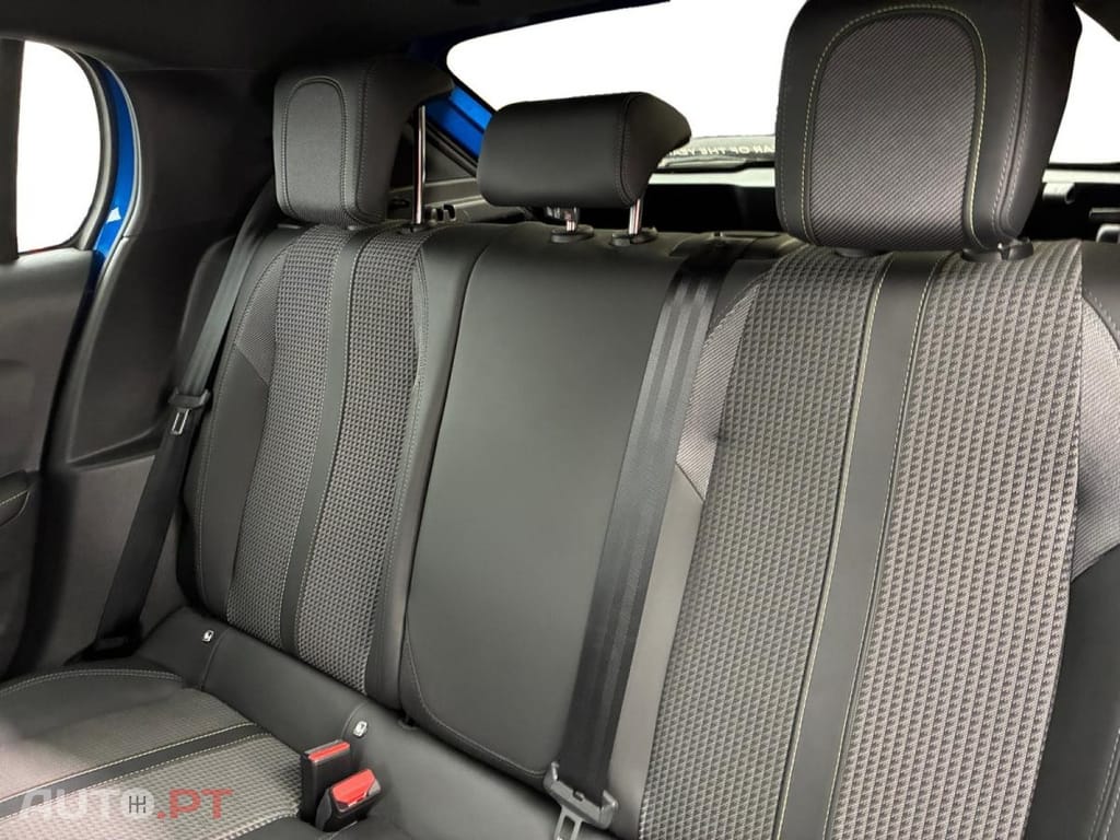 Peugeot E-208 50 kWh GT Line