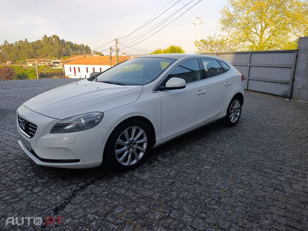 Volvo V40 D2 Summum Business Pack