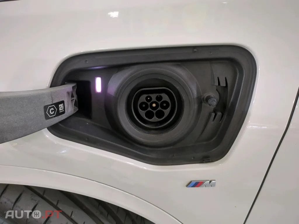 BMW X2 25 e xDrive Pack M