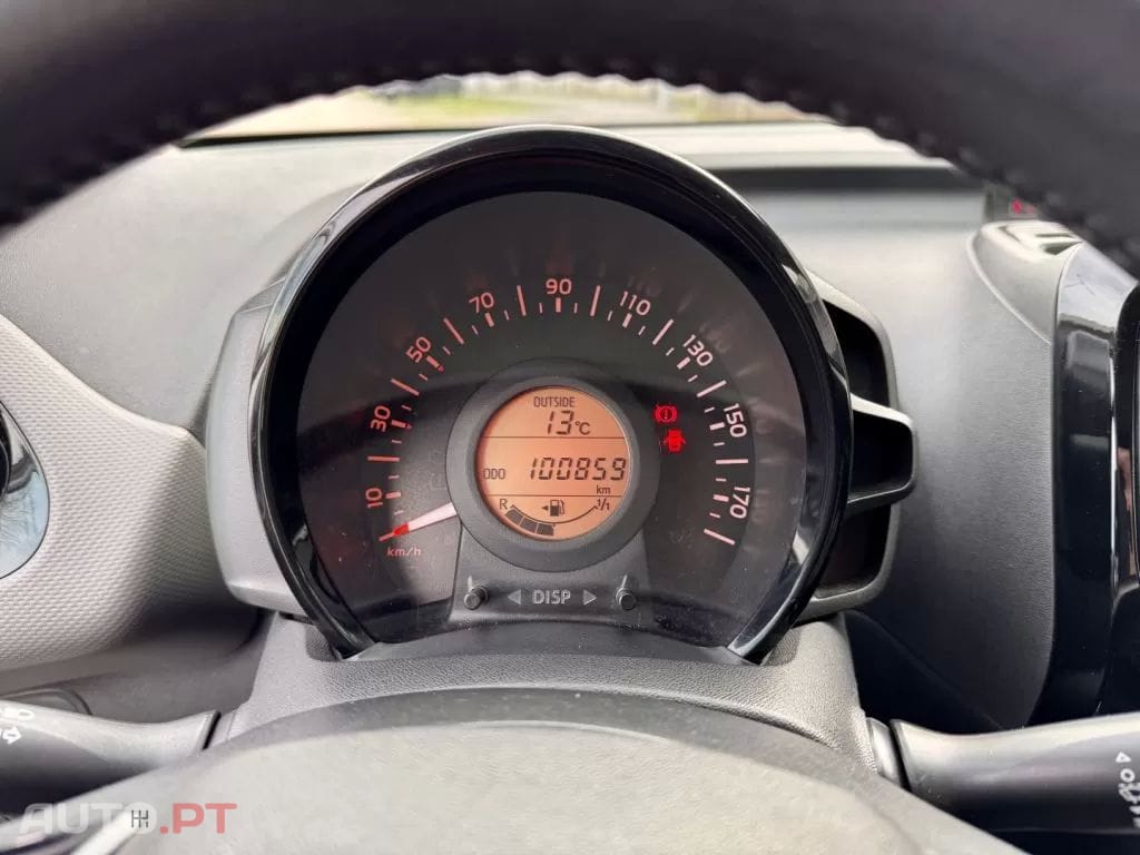 Peugeot 108 1.0 VTi Style