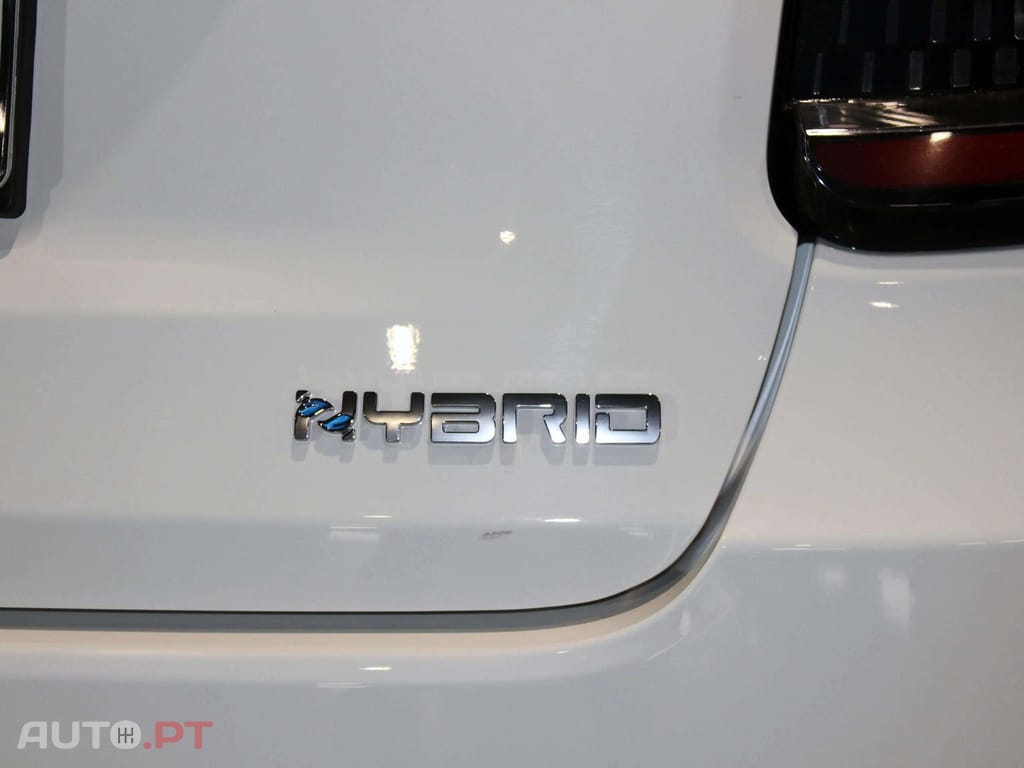 Fiat 600 1.2 Hybrid La Prima