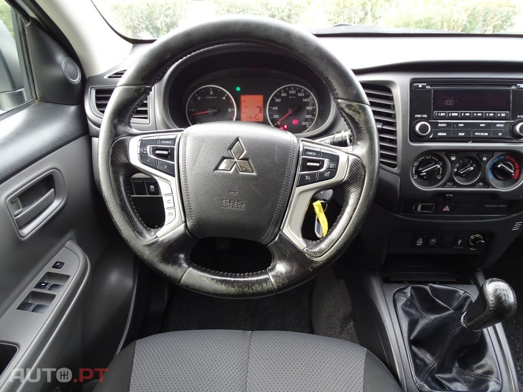 Mitsubishi L200 2.4 DI-D CD 4Kaizen Space Cab 3L 4WD