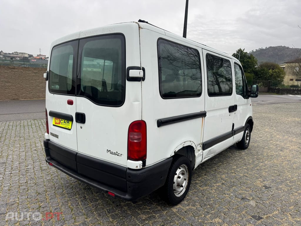 Renault Master 9 LUGARES  VENDIDA NO ESTADO EM QUE SE ENCONTRA