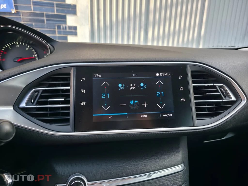 Peugeot 308 1.5 BlueHDi Style