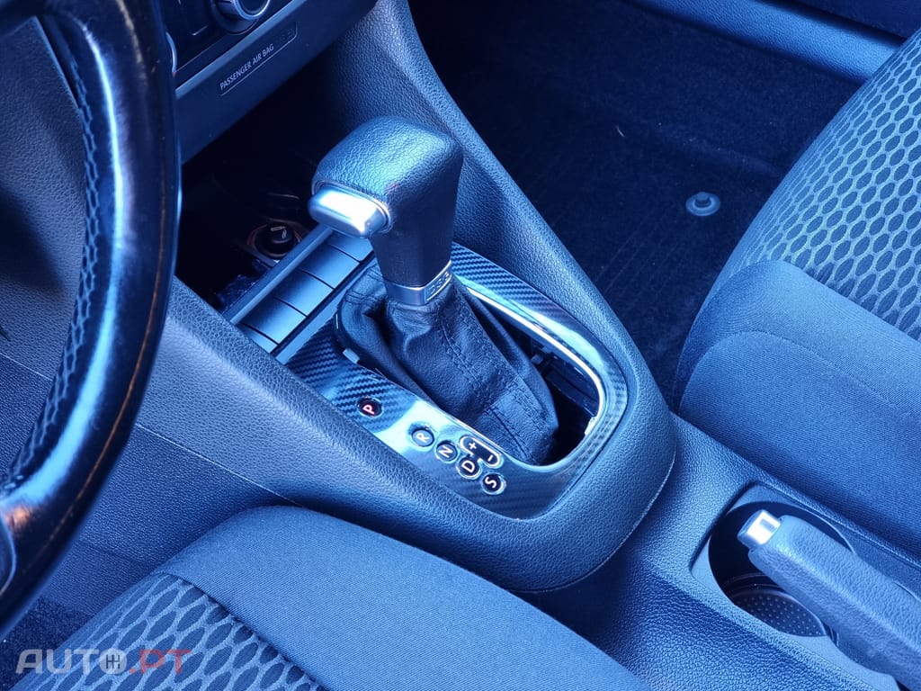 Volkswagen Golf 1.6 TDi Confortline DSG