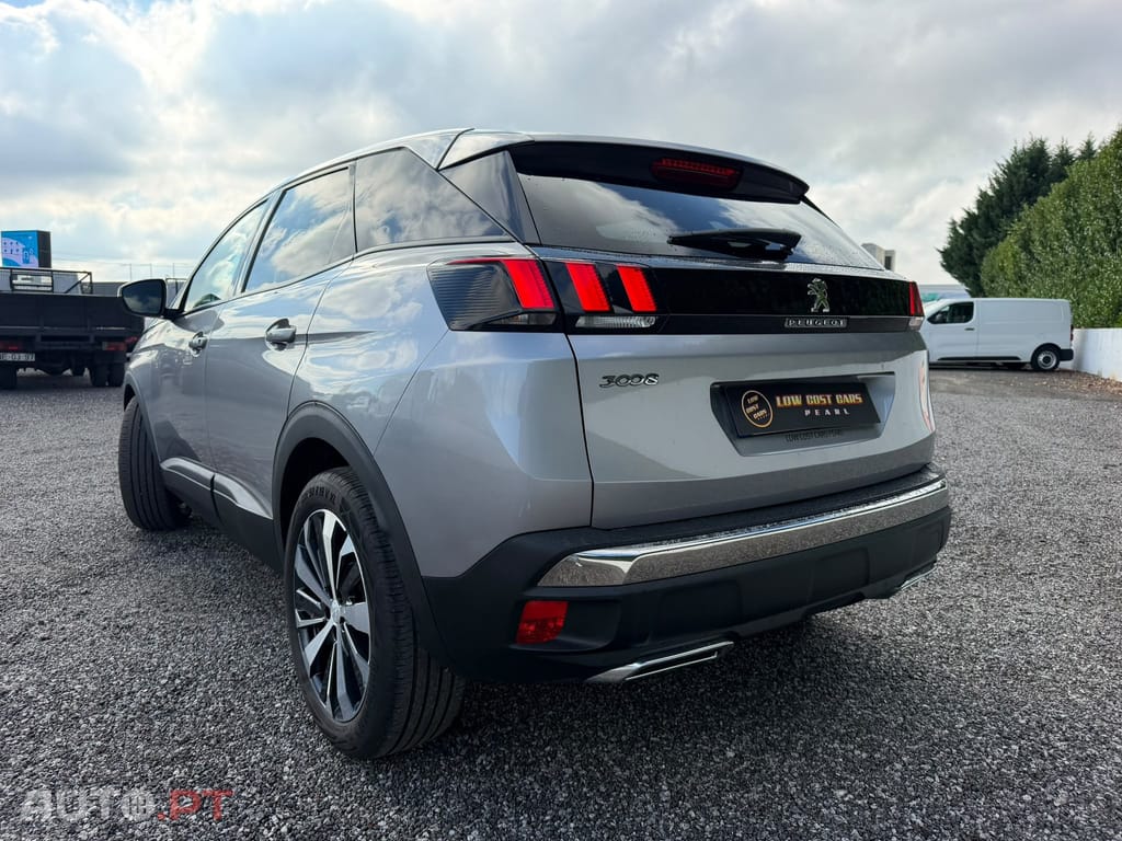 Peugeot 3008 1.5 BlueHDi Active