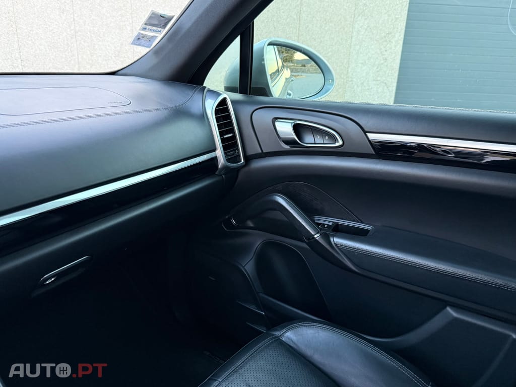 Porsche Cayenne S Platinum Edition