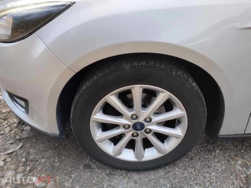 Ford Focus 1.0 EcoBoost Titanium