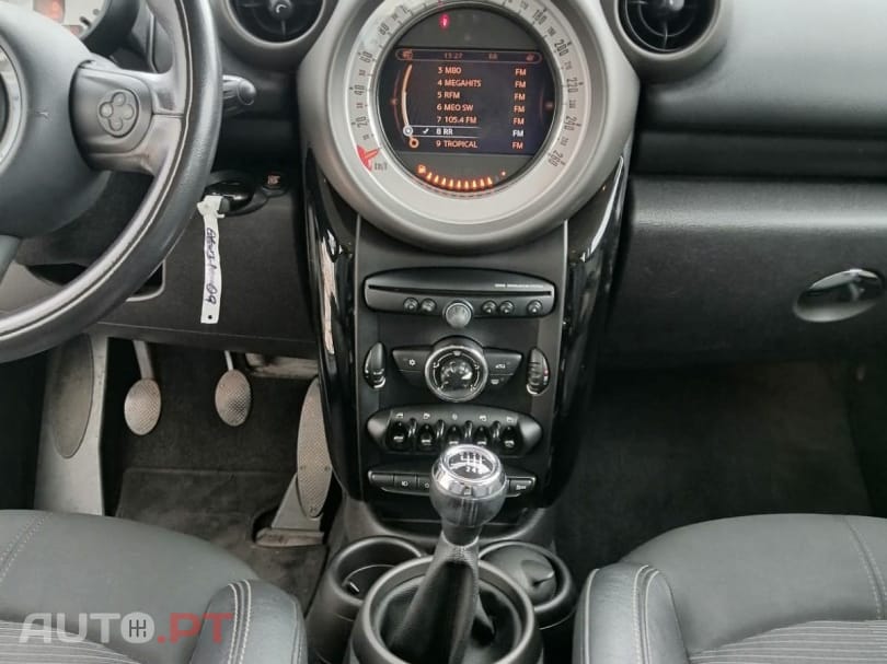 MINI Countryman One D