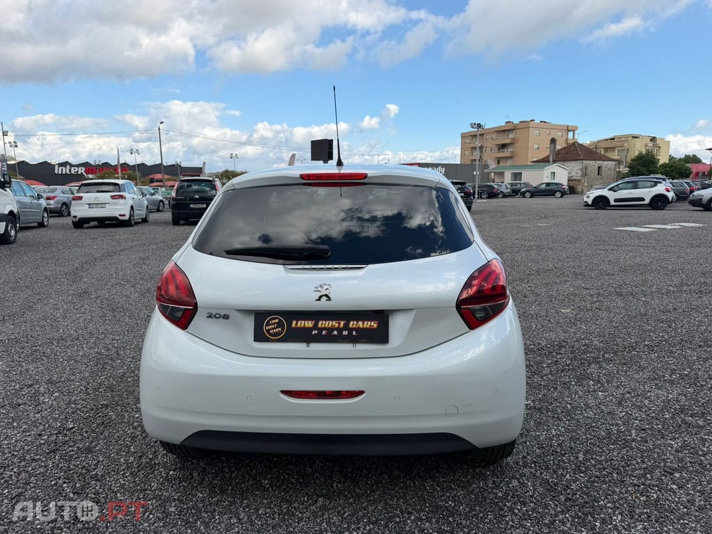 Peugeot 208 1.2 PureTech GT Line