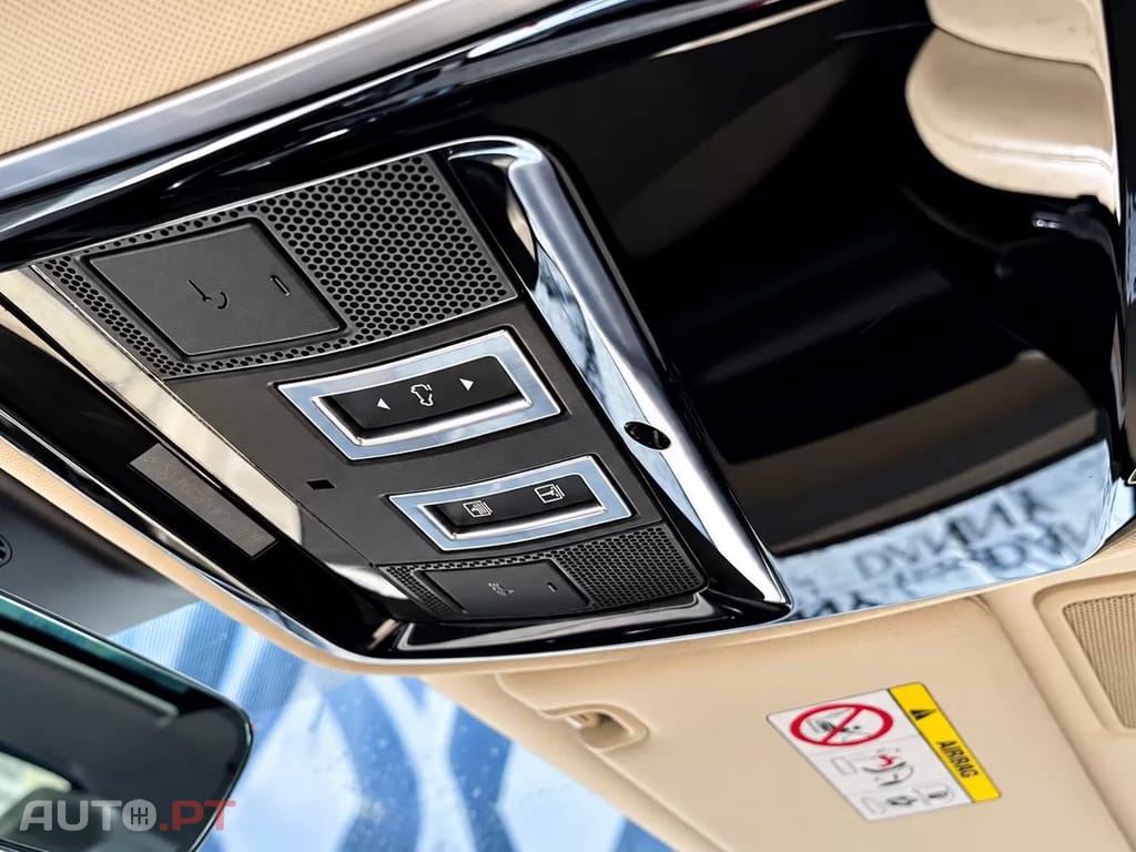 Land Rover Range Rover Sport P400e HSE
