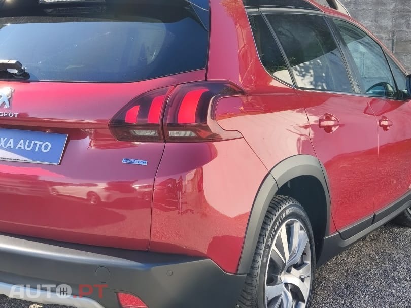 Peugeot 2008 1.2 PureTech Crossway EAT6