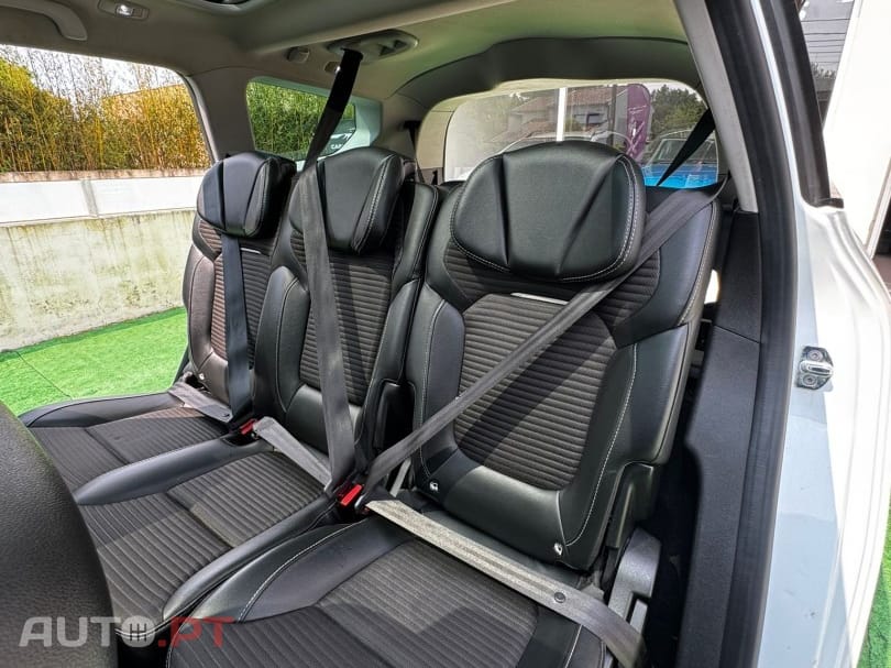 Renault Grand Scénic ENERGY dCi 130 BOSE EDITION