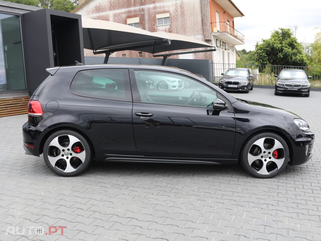 Volkswagen Golf VI 2.0 GTi