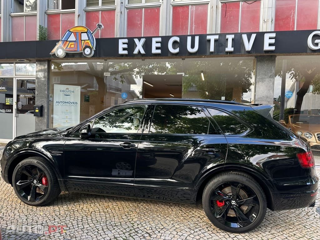 Bentley Bentayga V8