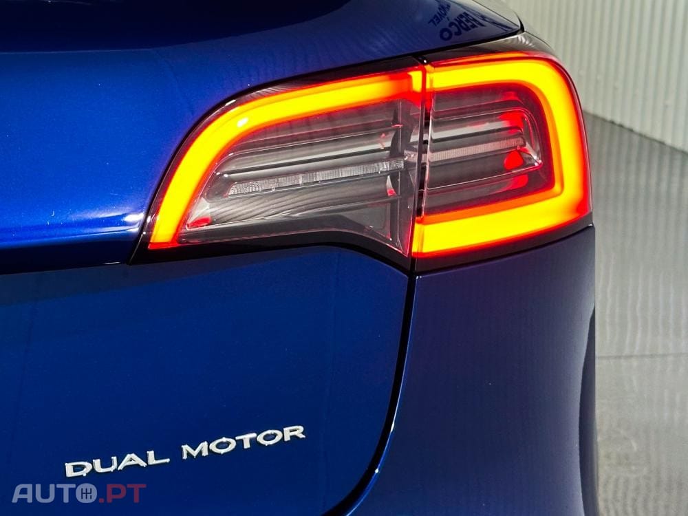 Tesla Model 3 Long Range AWD Dual Motor