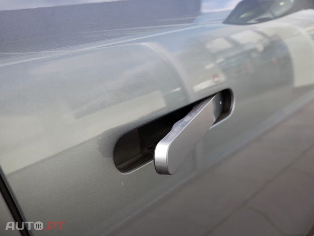 XPeng G9 AWD Performance I.V.A DEDUTIVEL 