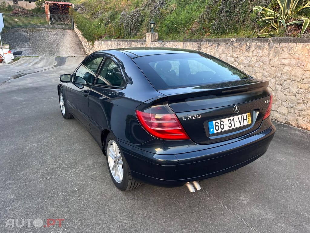 Mercedes-Benz C 220 Coupé