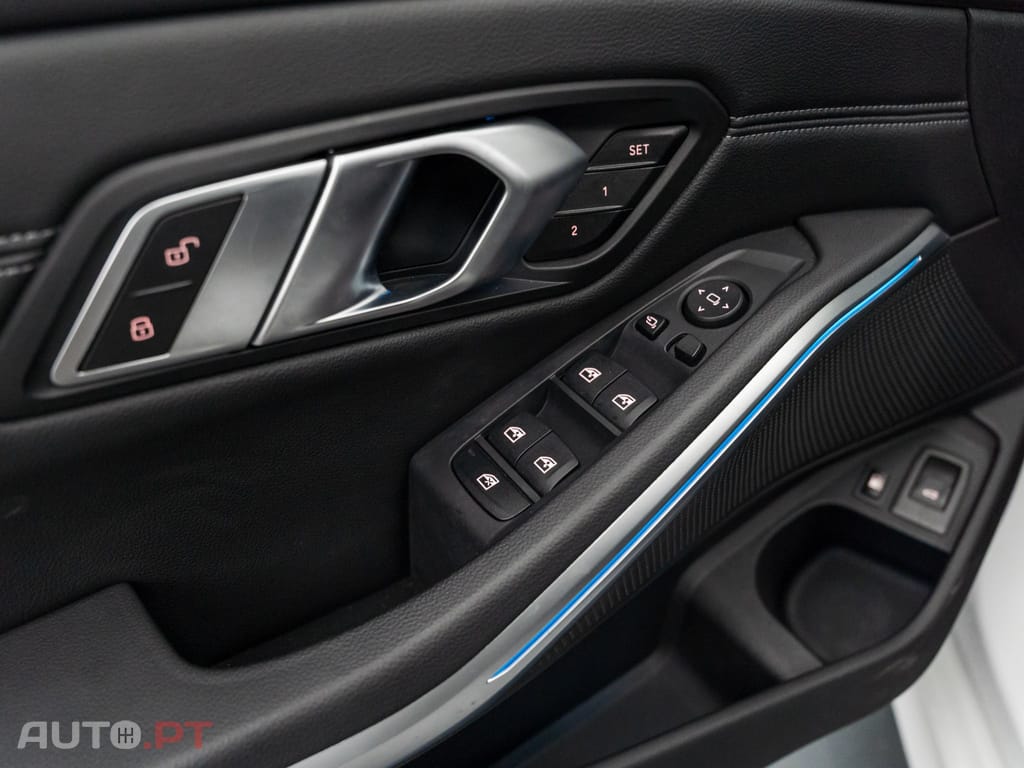 BMW 320 e Line Sport Auto