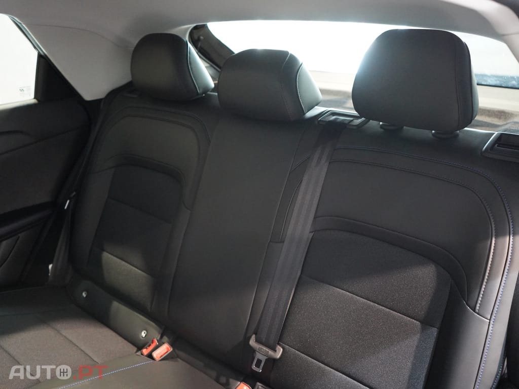 MG MG4 64 kWh Luxury