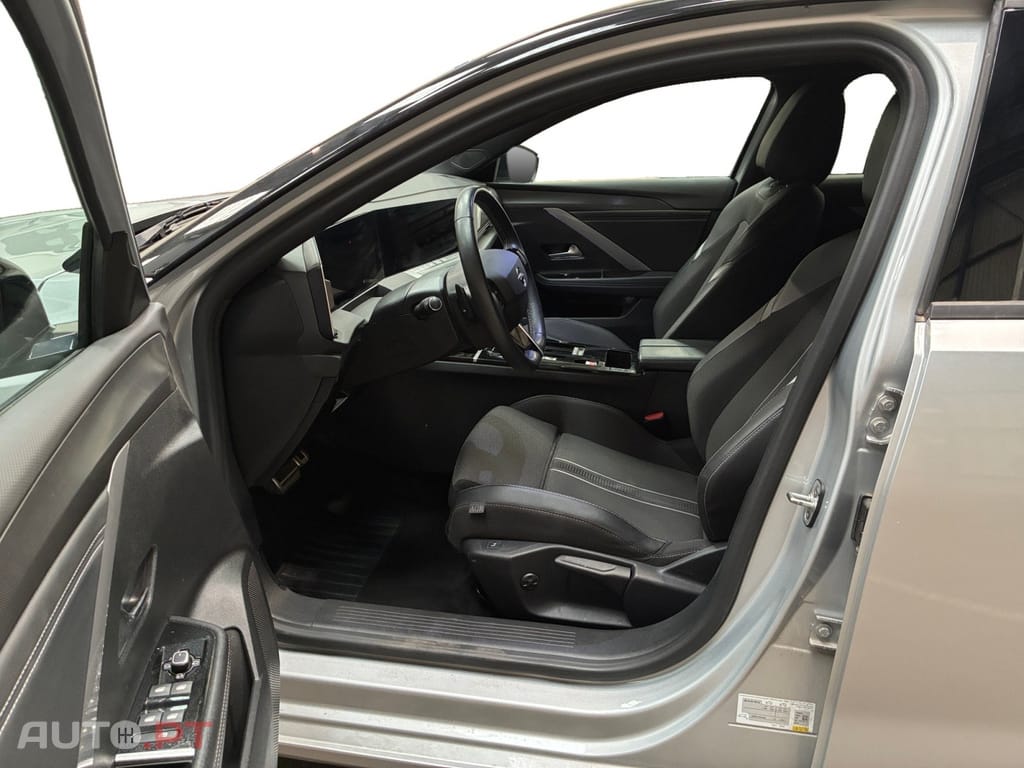 Opel Astra Sports Tourer 1.2 T Hybrid GS eDCT