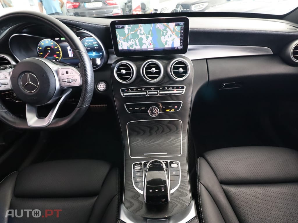 Mercedes-Benz C 300 de AMG Line