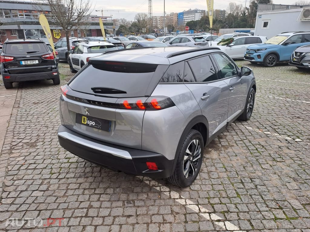 Peugeot 2008 1.2 PureTech Allure