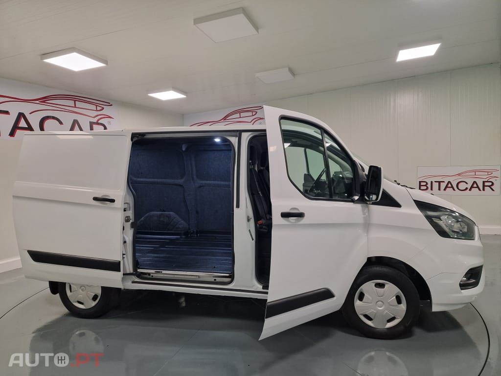 Ford Transit Custom 310L1 2.0 TDCi H1-Tecto Baixo Trend