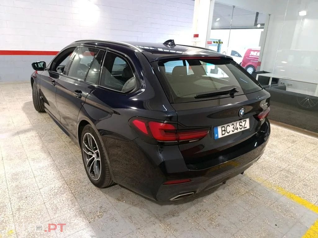 BMW 530 e Pack Desportivo M