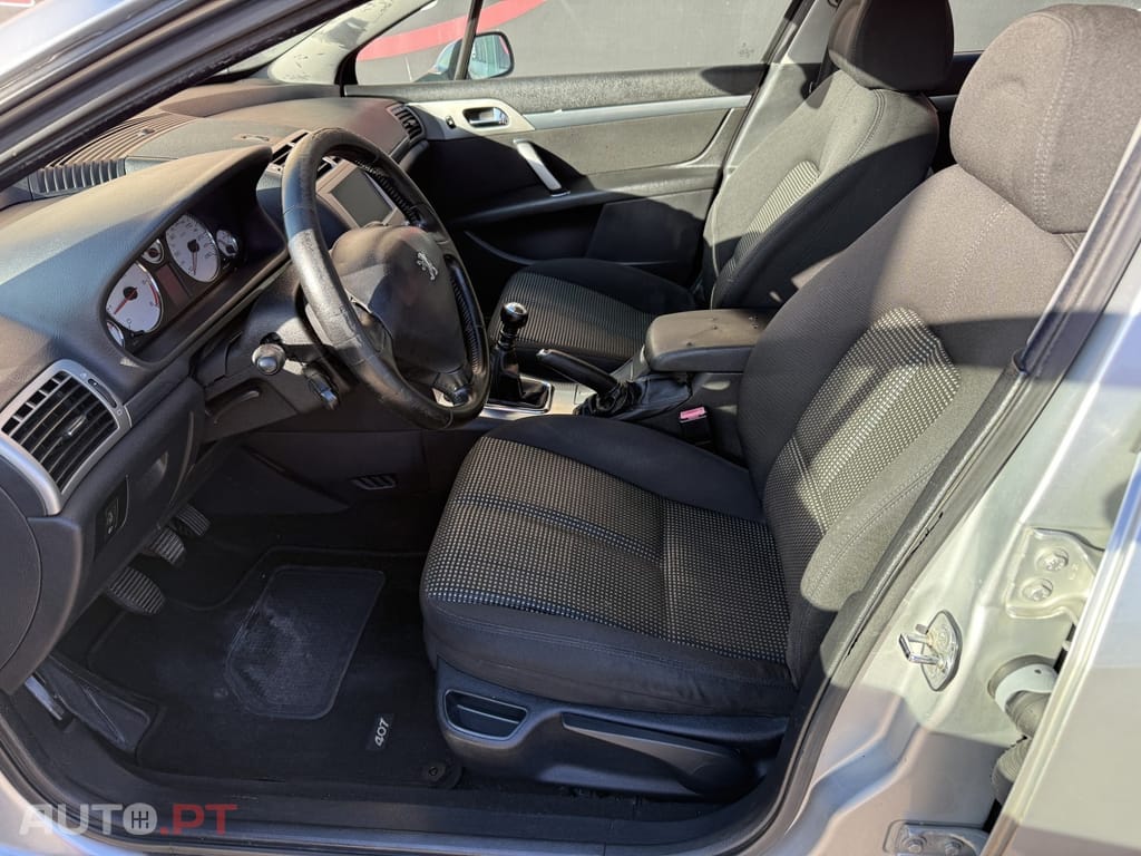 Peugeot 407 SW 2.0 HDi Navteq