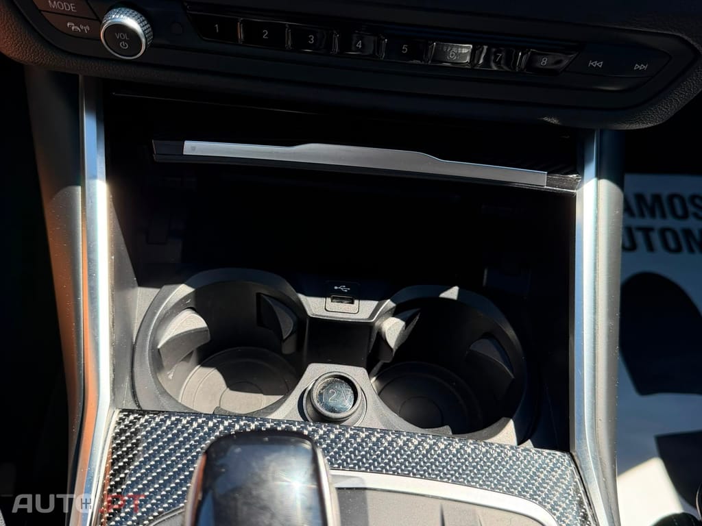 BMW 330 e Touring Pack M Auto