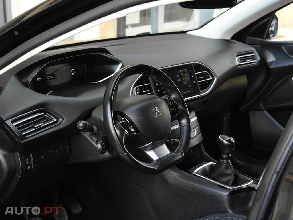 Peugeot 308 1.2 PureTech Style